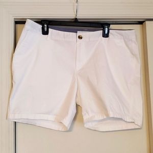 Amazon Essentials 7" Inseam White Shorts Size 16